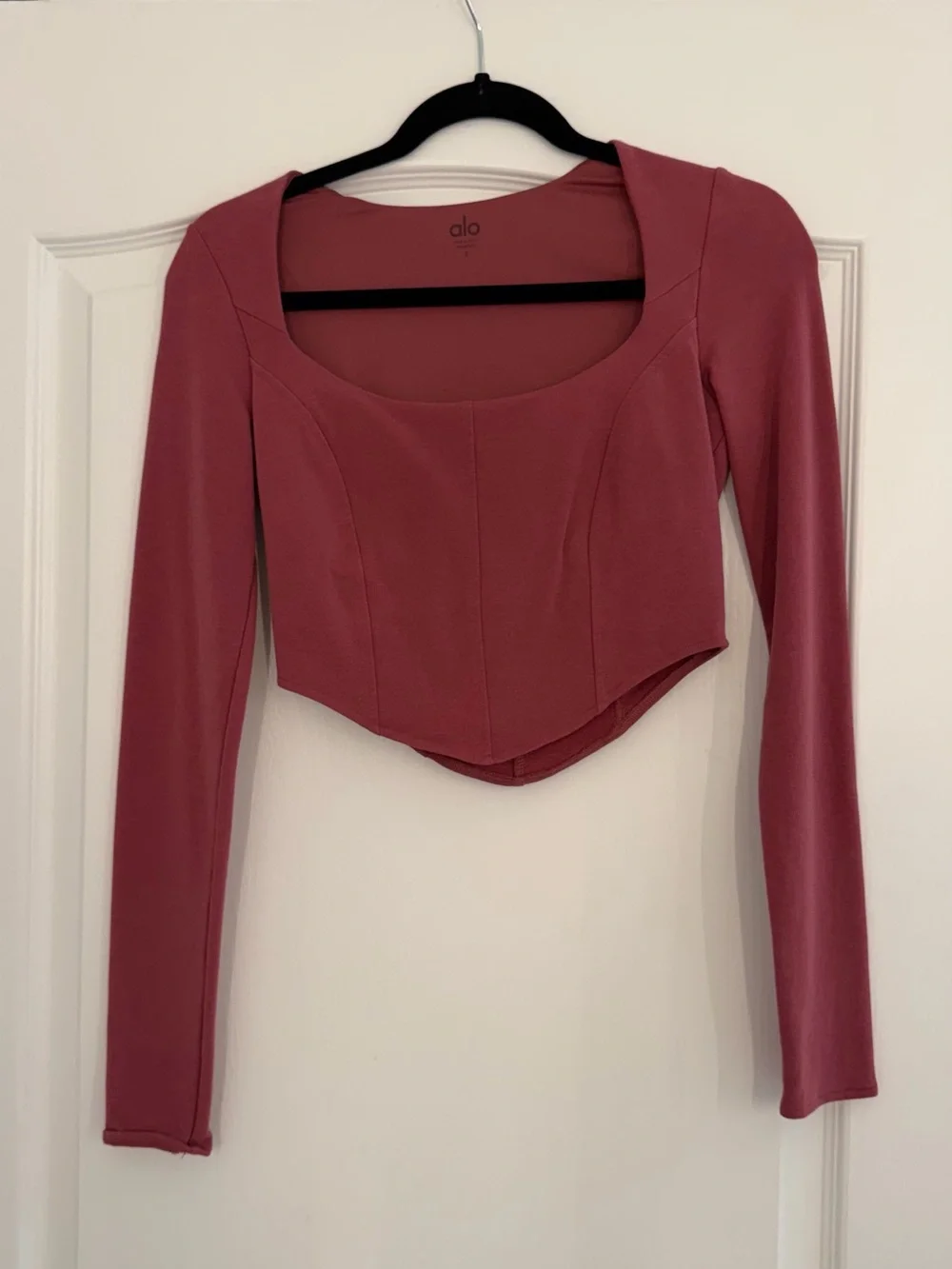 ALO Yoga Soft Sculpt Long-Sleeve Square-Neck Crop Top